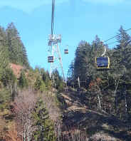 Seilbahn-Kabinen.jpg (229827 Byte)