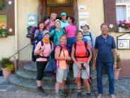 Die ganze Truppe mit Wirt